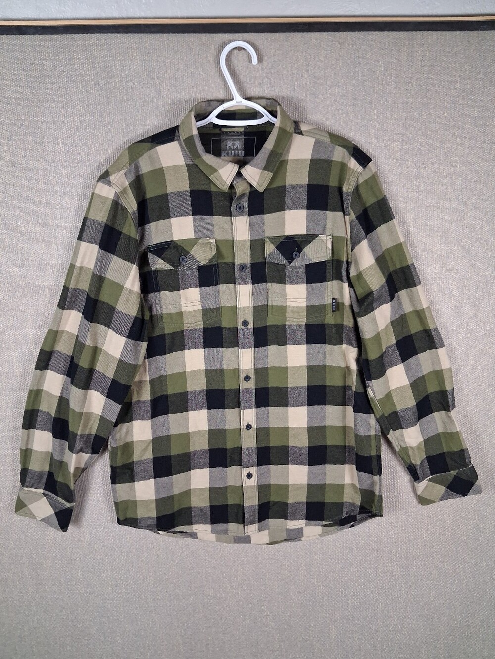 KUIU Cotton Wool Blend Buffalo Plaid Flannel Shirt Mens L Tall Green Black Cream